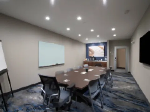 俄克拉何馬城埃爾裡諾萬楓飯店及套房 埃爾裡諾住宿飯店