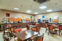 Days Inn & Suites by Wyndham Johnson City - breakfast