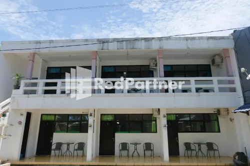 Ken Zong Inn Hotel Hotels in Ciracap