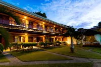 Coucou Bar Hotel and Restaurant Hotels in Santa Fe