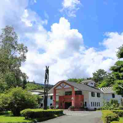 奥塩原高原ホテル Hotel Exterior