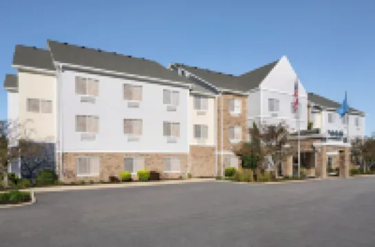 Fairfield Inn & Suites Chicago Naperville/Aurora Hotels in Naperville