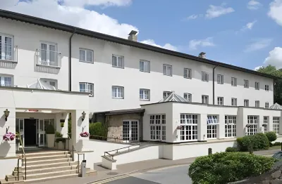 Airport Inn Manchester Hotels in 