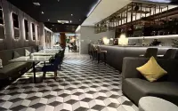 Palm Park Hotel Surabaya - Baarit