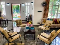 Queen's Villa Hotels in Habaraduwa