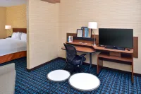 Fairfield Inn & Suites Sacramento Airport Woodland - parking