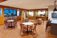 Fairfield Inn & Suites Indio Coachella Valley - breakfast