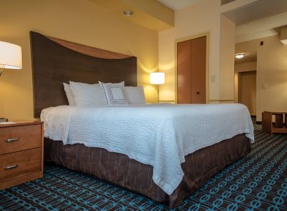 Fairfield Inn & Suites Knoxville/East