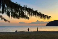 Nisasiri Boutique Resort - Beach