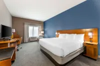 Comfort Inn & Suites Akron South Hotels in Green