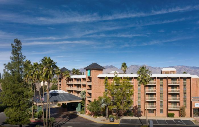 Embassy Suites by Hilton Tucson East