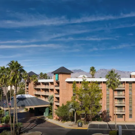 Embassy Suites by Hilton Tucson East