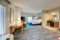 Hampton Inn Wilmington-University Area/Smith Creek Station Hotels in Wilmington