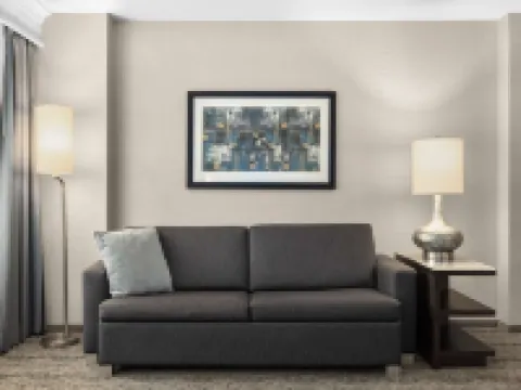 Hampton Inn & Suites by Hilton Downers Grove Chicago Hotels in DuPage County