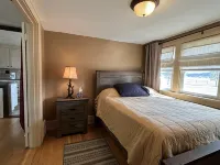 River Ranch House w/ Horse Accommodations and access to The Yellowstone River