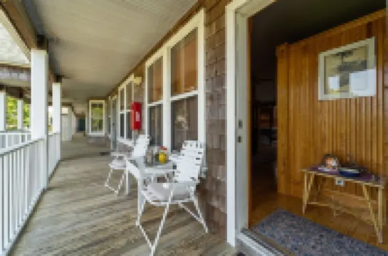 Downtown Manteo Studio - 12 minutes to OBX beaches!