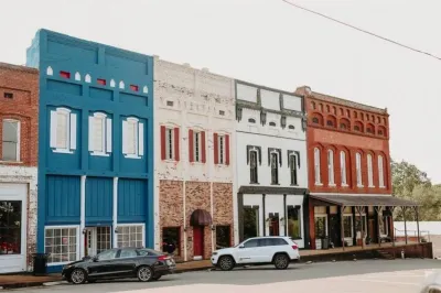Historic Downtown King Lofts C
