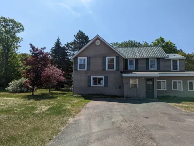 Sledders paradise. Home located across the street from riding trails.