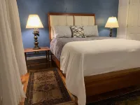Welcome to "The Parsonage Located in the historic downtown Wilmington.