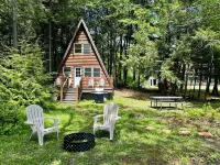 Waterfront -Cozy Camp Triangle