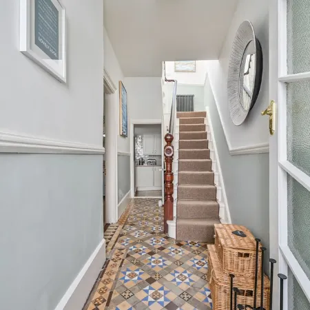 Charming Three Story Townhouse footsteps away from the historic harbour.