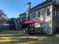 Spacious Large Family Home- Pet Friendly with large fenced yard! Hotels near Barrett Pavilion