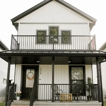 Burnett Cottage Pine NewBo District Cedar Rapids Downtown