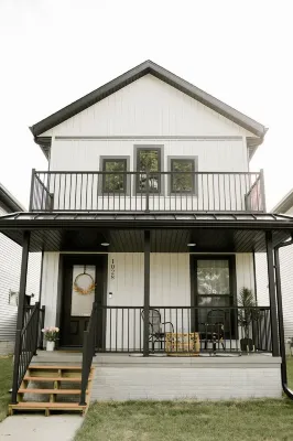 Burnett Cottage Pine NewBo District Cedar Rapids Downtown