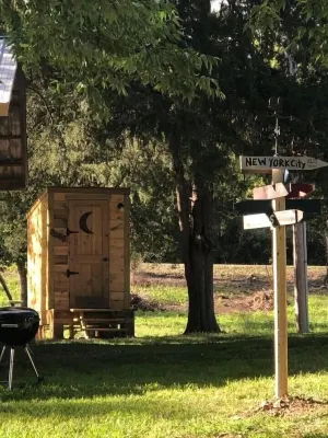 Cabin on Collier creek!! In Caddo Gap