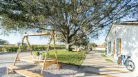 beautiful country house Hotels near Blue Cypress Lake
