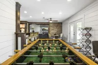 Luxe Midtown Gem, Walk to Usm - the Longleaf House