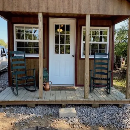 Tom & Jerri's Rustic Cabin located on the lake