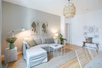 Old Building Apartment for up to 4 Persons "KANU" in the Schanzenviertel - 1st Floor