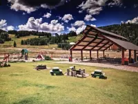 FRONT AND CENTER for 8! PANORAMIC VIEWS! Wall of windows facing slopes! GARAGE!