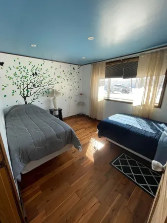 Lovely 3 Br, Outdoorsman's Haven, Sled Access/ATV Отели в г. Лаймстон