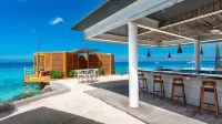InterContinental Hotels PRESIDENTE COZUMEL RESORT SPA by IHG - bar
