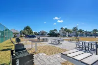 Under New Management Starting Sept 27--Private Beach~Fun Family Resort~2 Pools!