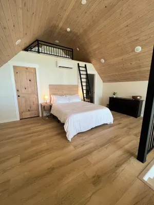 New Build, Covered Deck, Game Room, Family Friendly