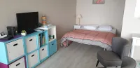 Joli Studio Avec Grand Balcon vue mer