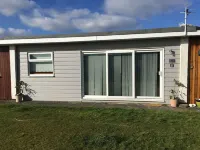 Stylish modern dog friendly two bedroom chalet in Dartmouth Hotels near Dartmouth Castle