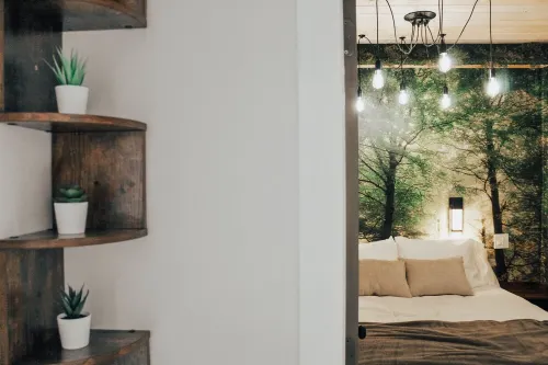 Industrial Luxury apartment - Newly remodeled and Sparkling clean!