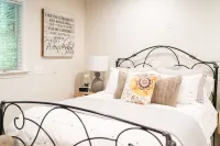 Updated and renovated Hideaway Apartment with brand-new kitchen! Charming!