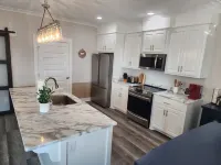 Boating, Fishing, Big Porch to Relax