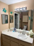 Pool - Pet Friendly - Self Check in - Patio - Full Kitchen - Close to Beaches
