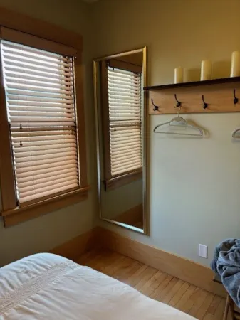 2 Blocks 2 Main - Just Steps Away From Historic Downtown Bozeman! Отели в г. Бозмен