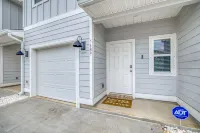 Brand new 3 bedroom home between Pensacola Beach and Navarre Beach