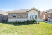 King Bed Cozy Pet Friendly Condo with Private Terrace in a Calm Gated Community Hotels near UTRGV Visual Arts Building