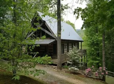 The Bethel House at Hawthorn Haven