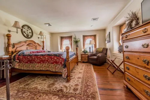 Celebrate the Holidays in the Country!  Any 5 or 6 Nights Just 355/Night