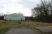 Private Country Setting.  Just 10 Minutes from Town Hotel a Williamson County